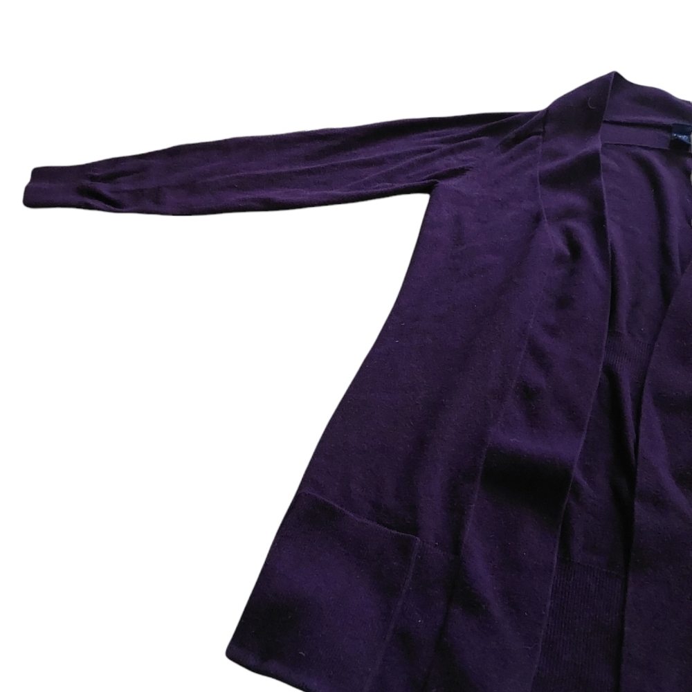 Cardigan - Picture 2 of 4